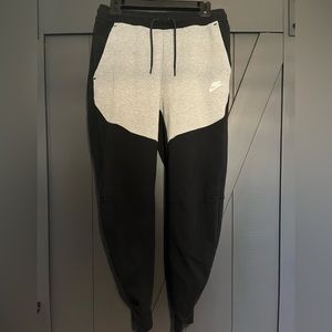 Nike Sportswear Tech Fleece